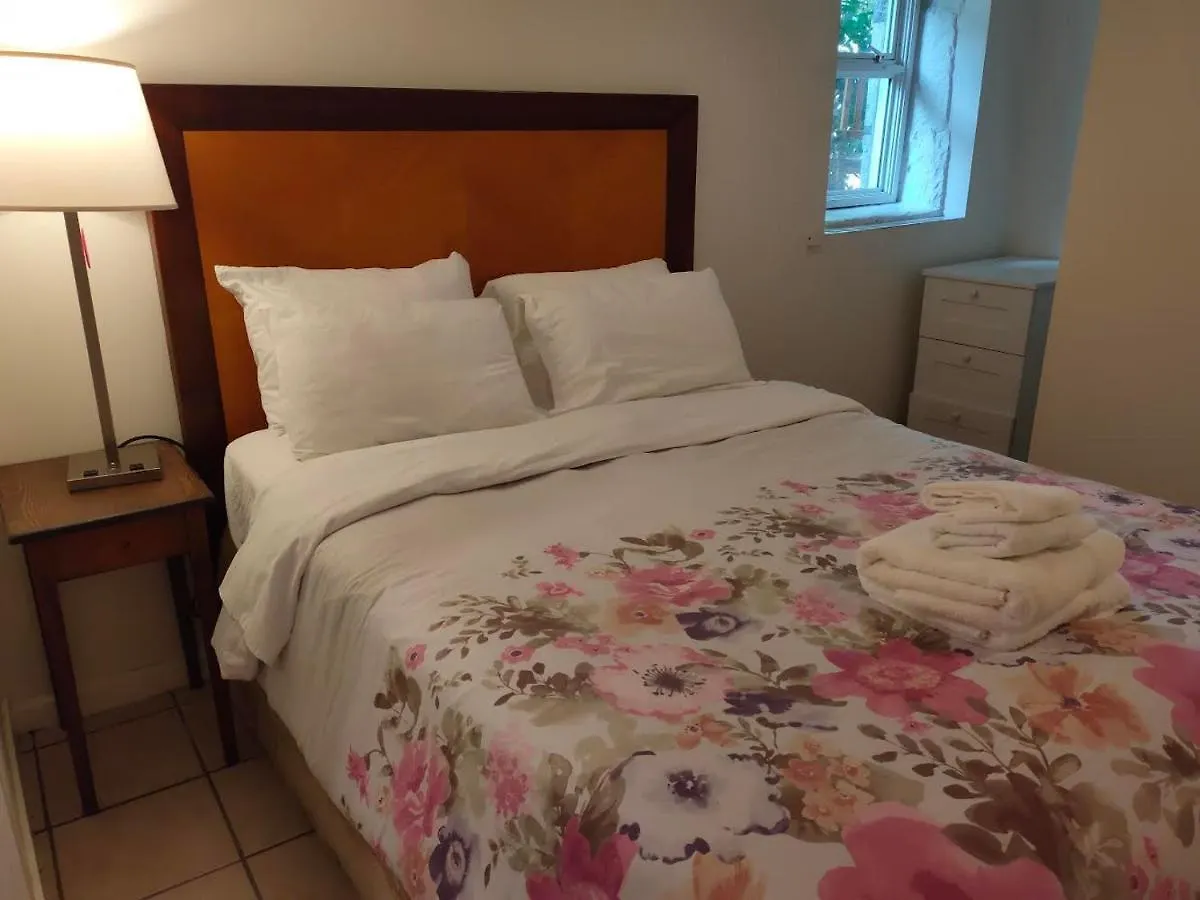 West Coast Guest House Vancouver